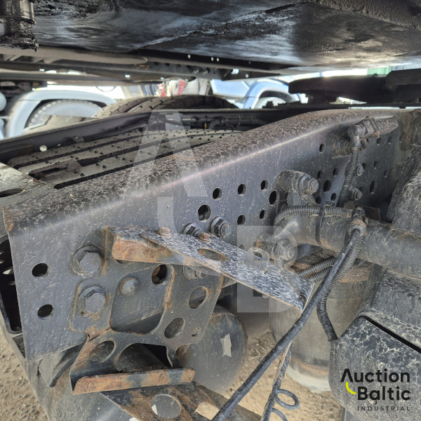 Mercedes-Benz Actros 1845