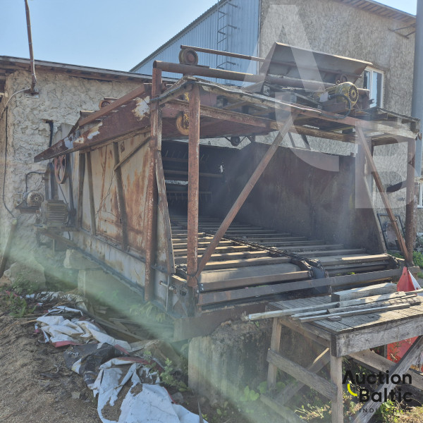 Sawdust dryer