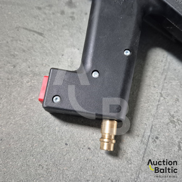 Dual pneumatic adhesive gun