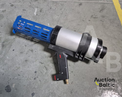 Dual pneumatic adhesive gun