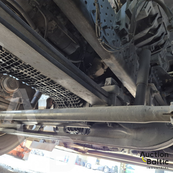 Mercedes-Benz Actros 1842