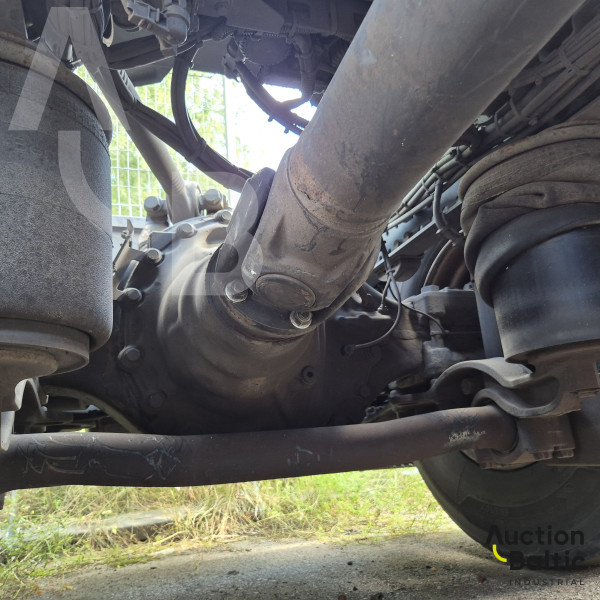 Mercedes-Benz Actros 1842