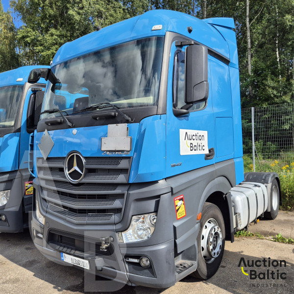 Mercedes-Benz Actros 1842