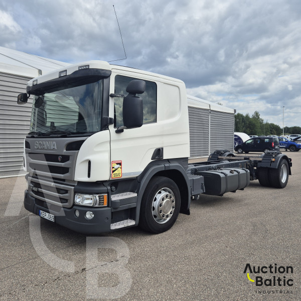 Scania P 450