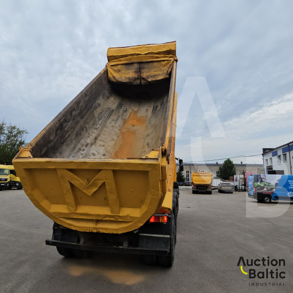 Renault Kerax 410.42