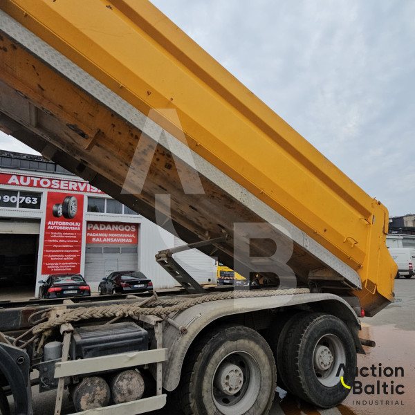 Renault 	Kerax 460.42