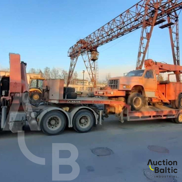 Iveco AS260S43 + King GTS44/3 + Palfinger PK 32080 C