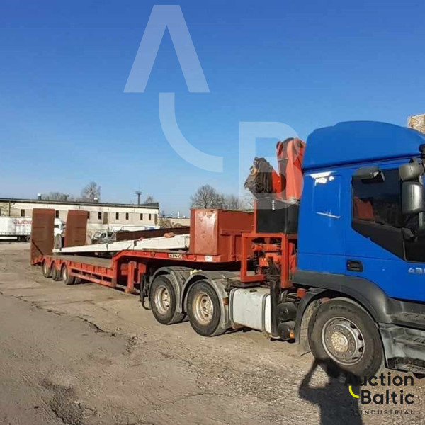 Iveco AS260S43 + King GTS44/3 + Palfinger PK 32080 C