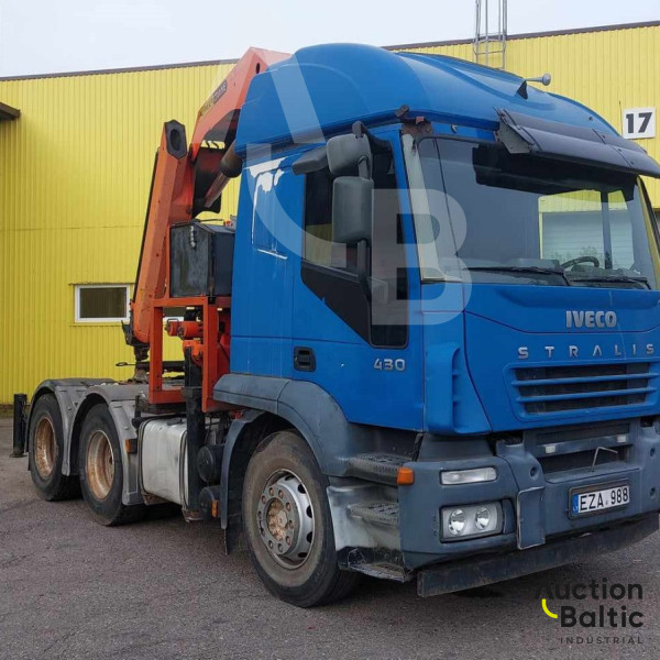 Iveco AS260S43 + King GTS44/3 + Palfinger PK 32080 C
