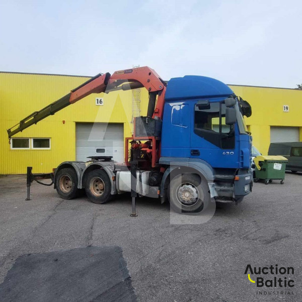 Iveco AS260S43 + King GTS44/3 + Palfinger PK 32080 C