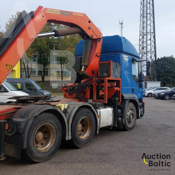 Iveco AS260S43 + King GTS44/3 + Palfinger PK 32080 C