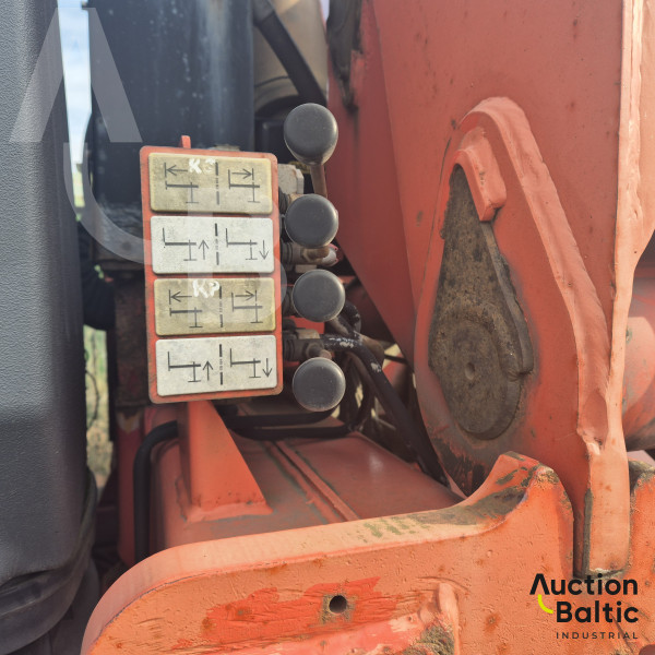 Iveco AS260S43 + King GTS44/3 + Palfinger PK 32080 C