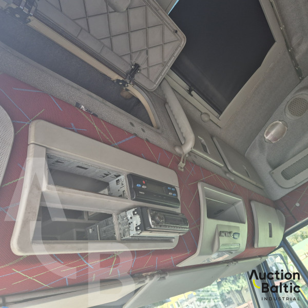 Iveco AS260S43 + King GTS44/3 + Palfinger PK 32080 C