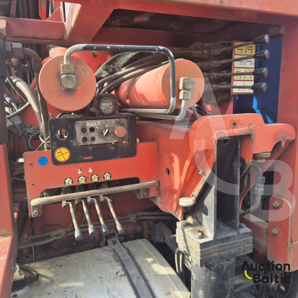 Iveco AS260S43 + King GTS44/3 + Palfinger PK 32080 C