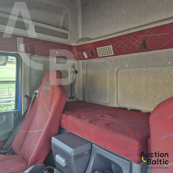 Iveco AS260S43 + King GTS44/3 + Palfinger PK 32080 C