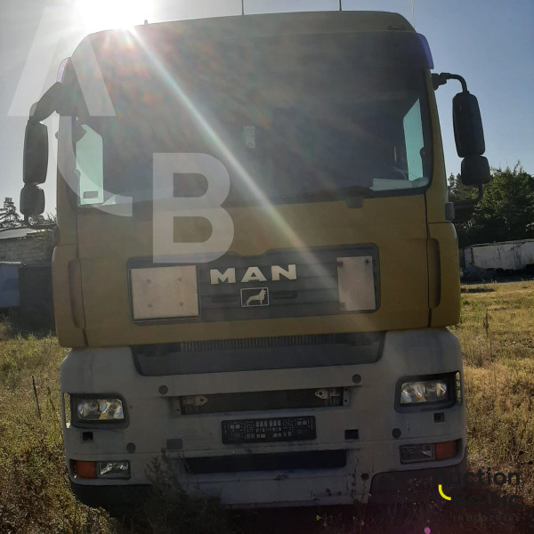 MAN TGA18.440