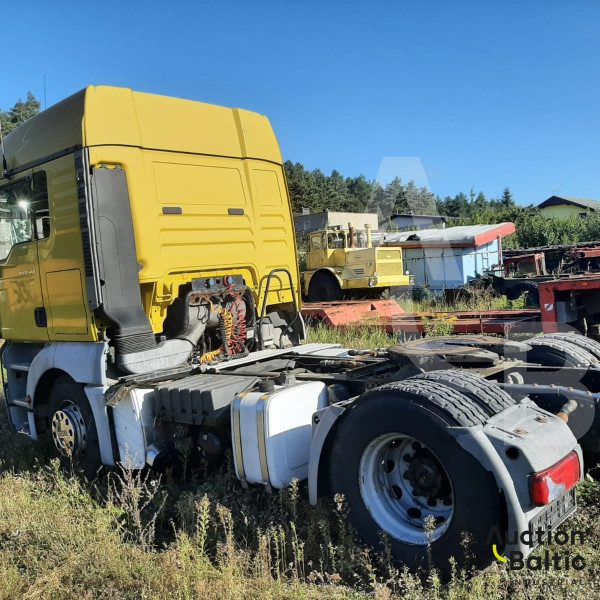 MAN TGA18.440