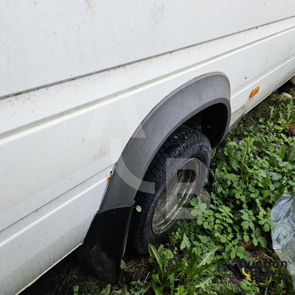 Mercedes-Benz 413 CDI