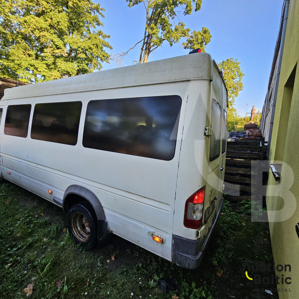 Mercedes-Benz 413 CDI