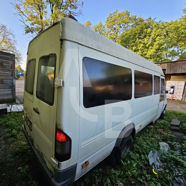 Mercedes-Benz 413 CDI