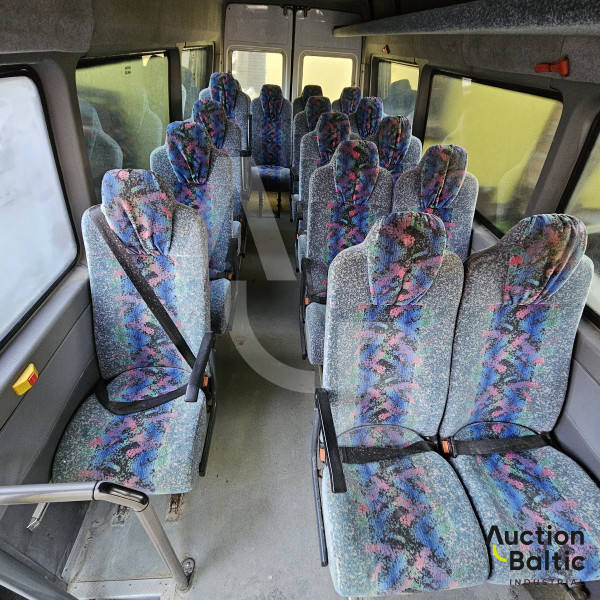 Mercedes-Benz 413 CDI