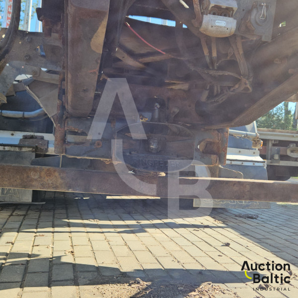 Scania R 480 LA + LOGLIFT F82S76R