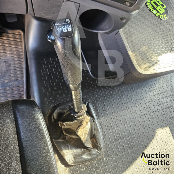 Scania R 480 LA + LOGLIFT F82S76R