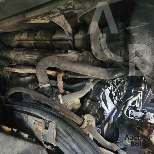 Scania R 480 LA + LOGLIFT F82S76R