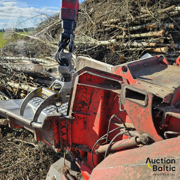 Eschlbock Biber 78+Claas Xerion 3800