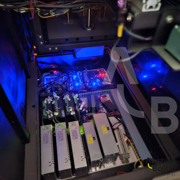 Pizza vending machine