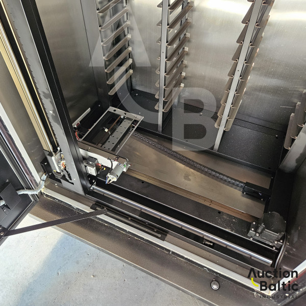 Pizza vending machine