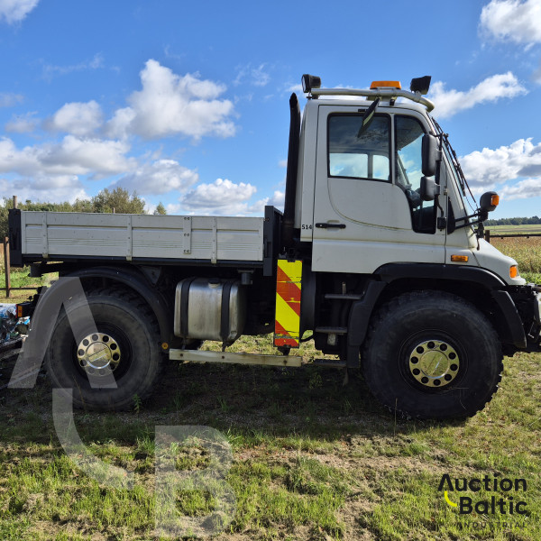 Mercedes-Benz Unimog U 400