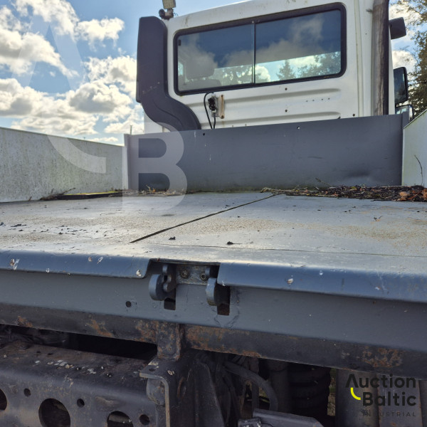 Mercedes-Benz Unimog U 400