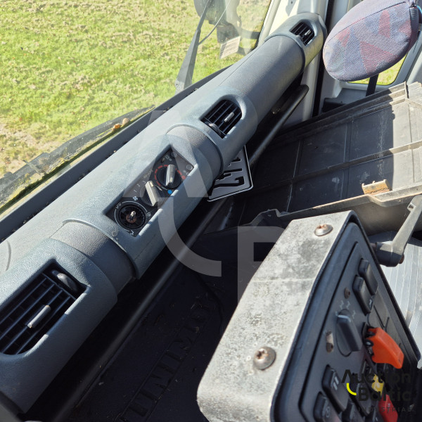 Mercedes-Benz Unimog U 400