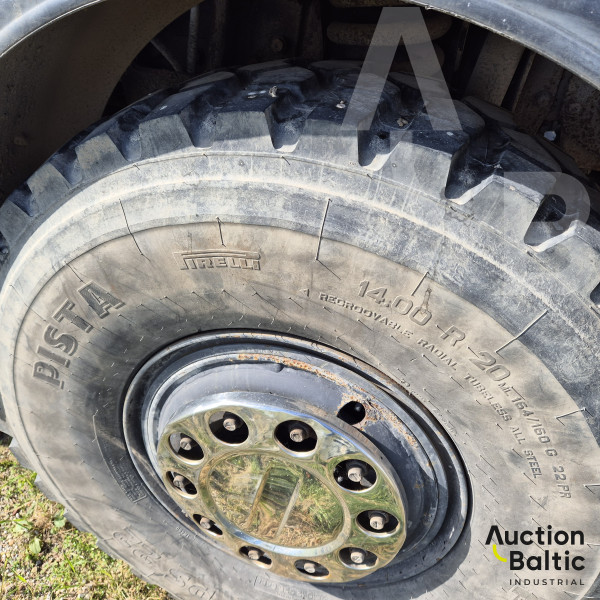 Mercedes-Benz Unimog U 400