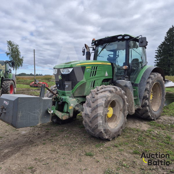 John Deere 6210 R