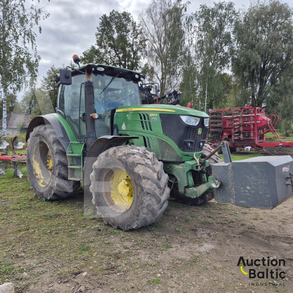 John Deere 6210 R