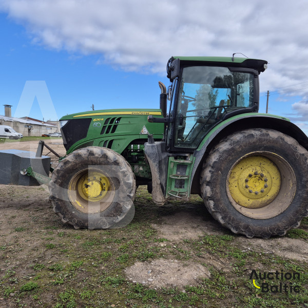 John Deere 6210 R