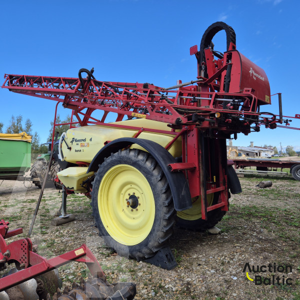 Kverneland Ikarus S28