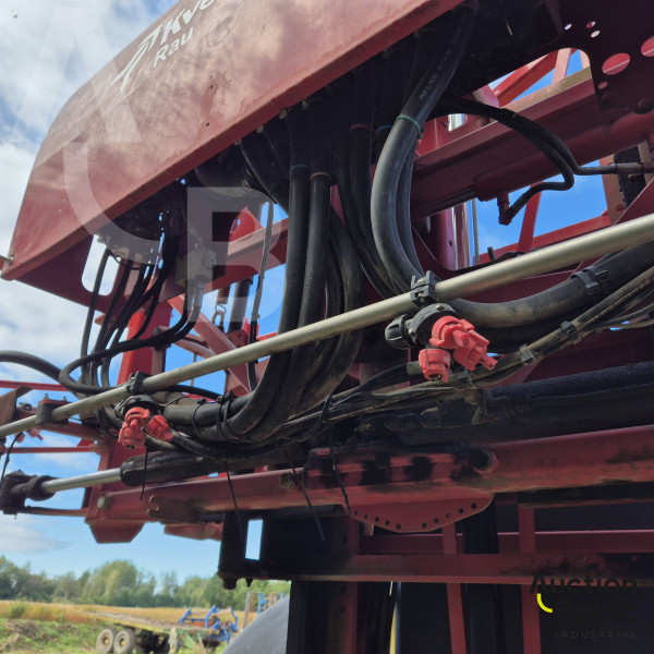 Kverneland Ikarus S28