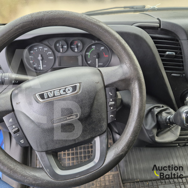 Iveco 35S17