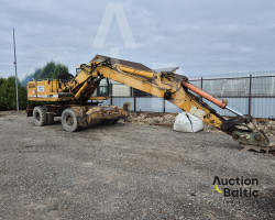 Liebherr A 902 Litronic
