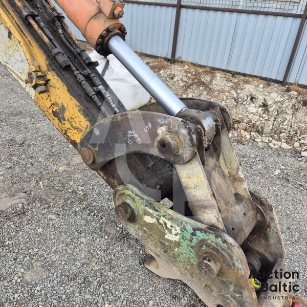Liebherr A 902 Litronic