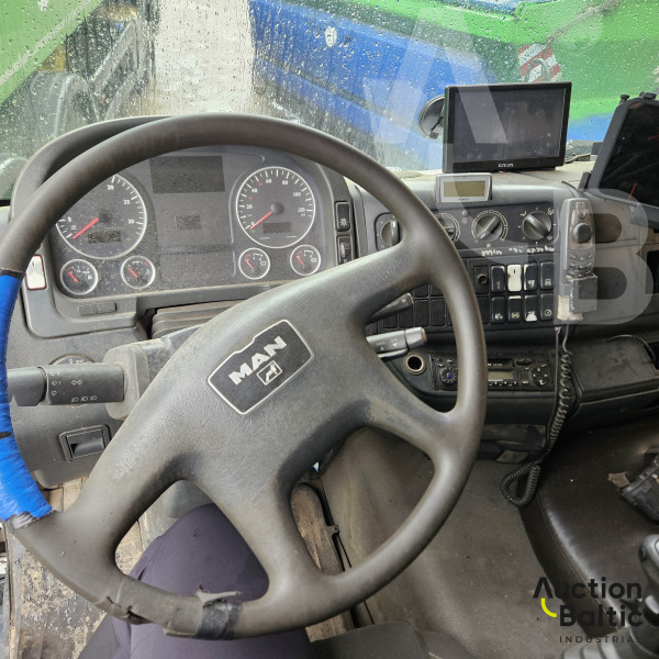 MAN TGA26.350