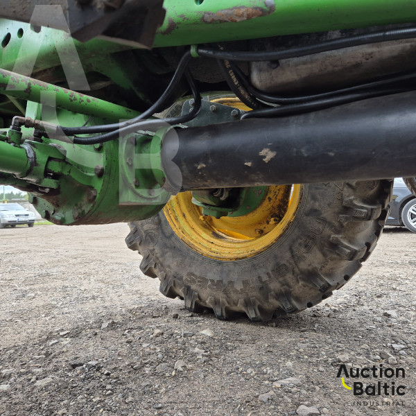 John Deere 7700 + Farmi-Forest 9000