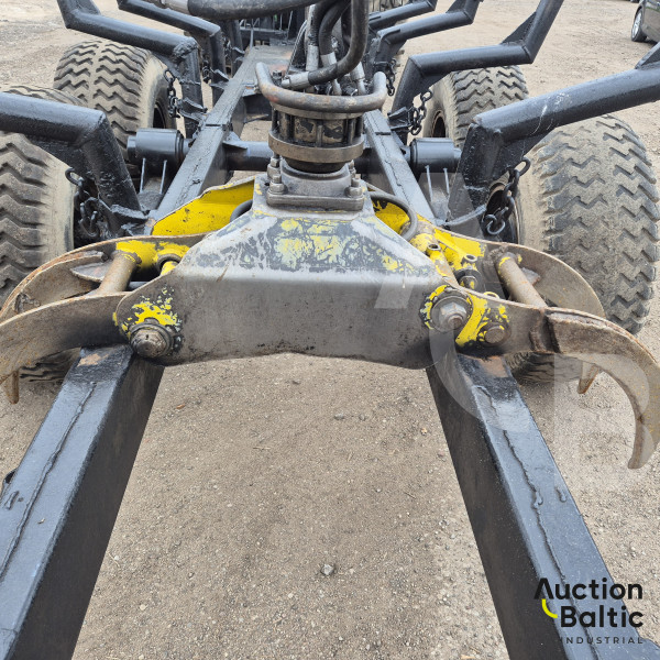 John Deere 7700 + Farmi-Forest 9000