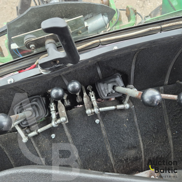 John Deere 7700 + Farmi-Forest 9000