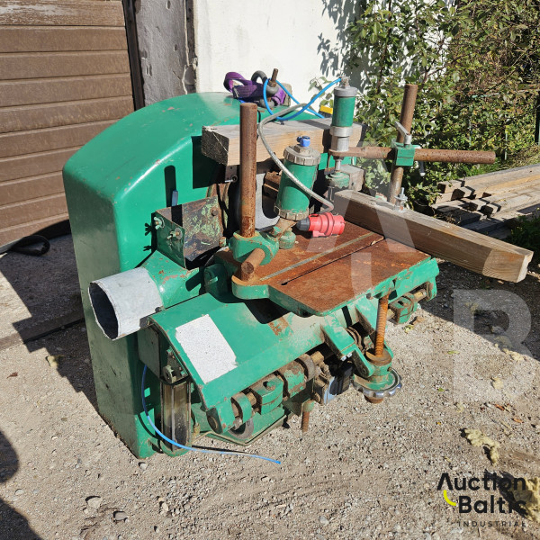 Dovetailer machine