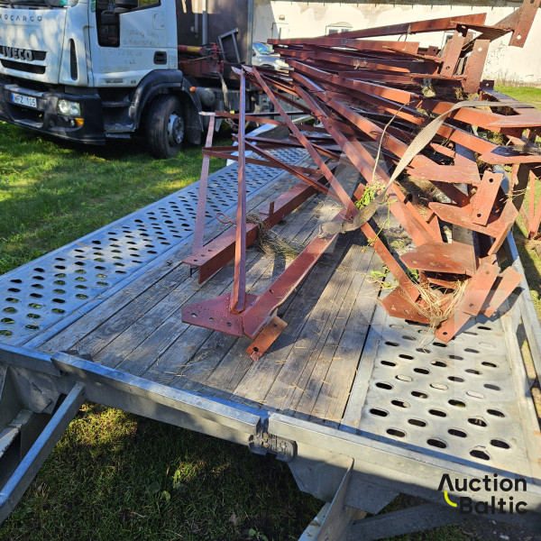 Roof construction parts