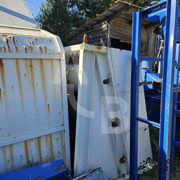 3 units hay bale crushers